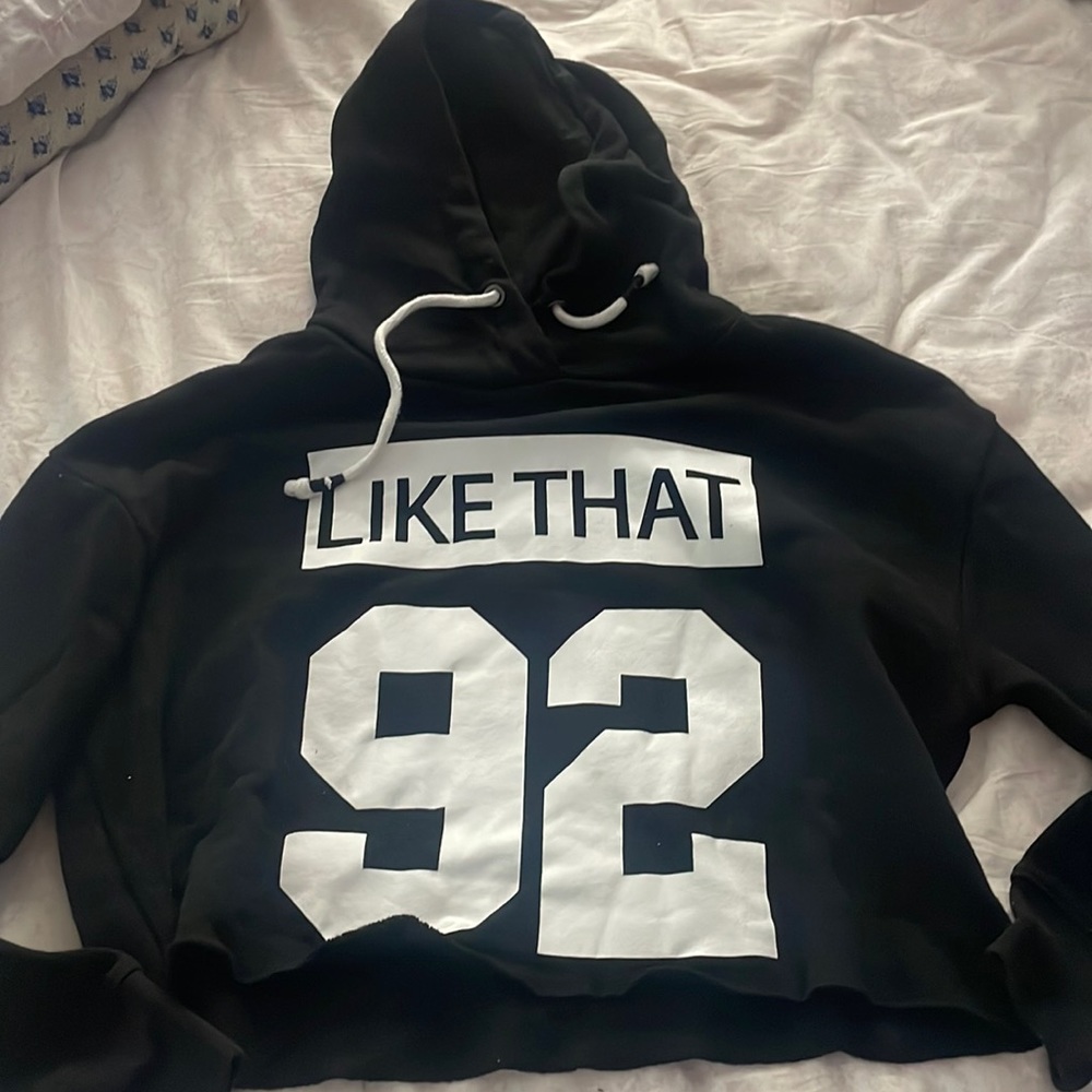 Forever 21 crop top hoodie
